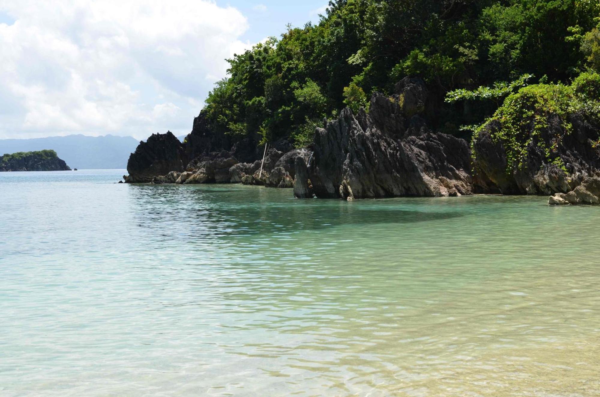 Tugawe Cove Resort Colongcocon Экстерьер фото