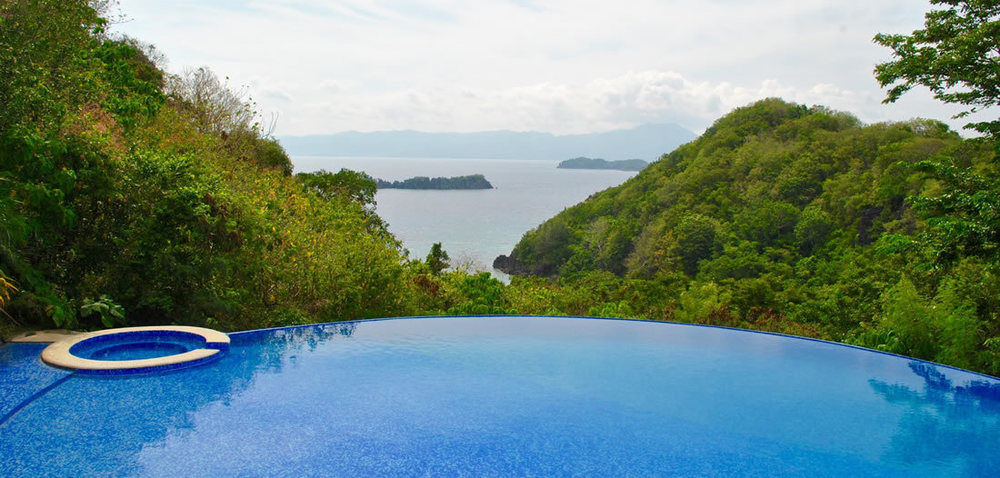 Tugawe Cove Resort Colongcocon Экстерьер фото