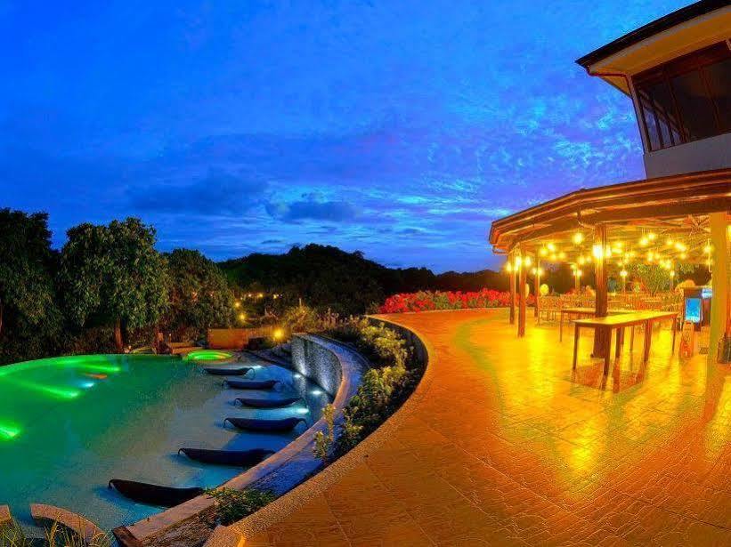 Tugawe Cove Resort Colongcocon Экстерьер фото